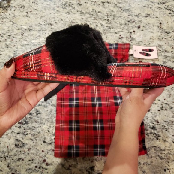NEW Victoria's Secret Silk Slippers w/Faux Fur - Picture 2 of 4